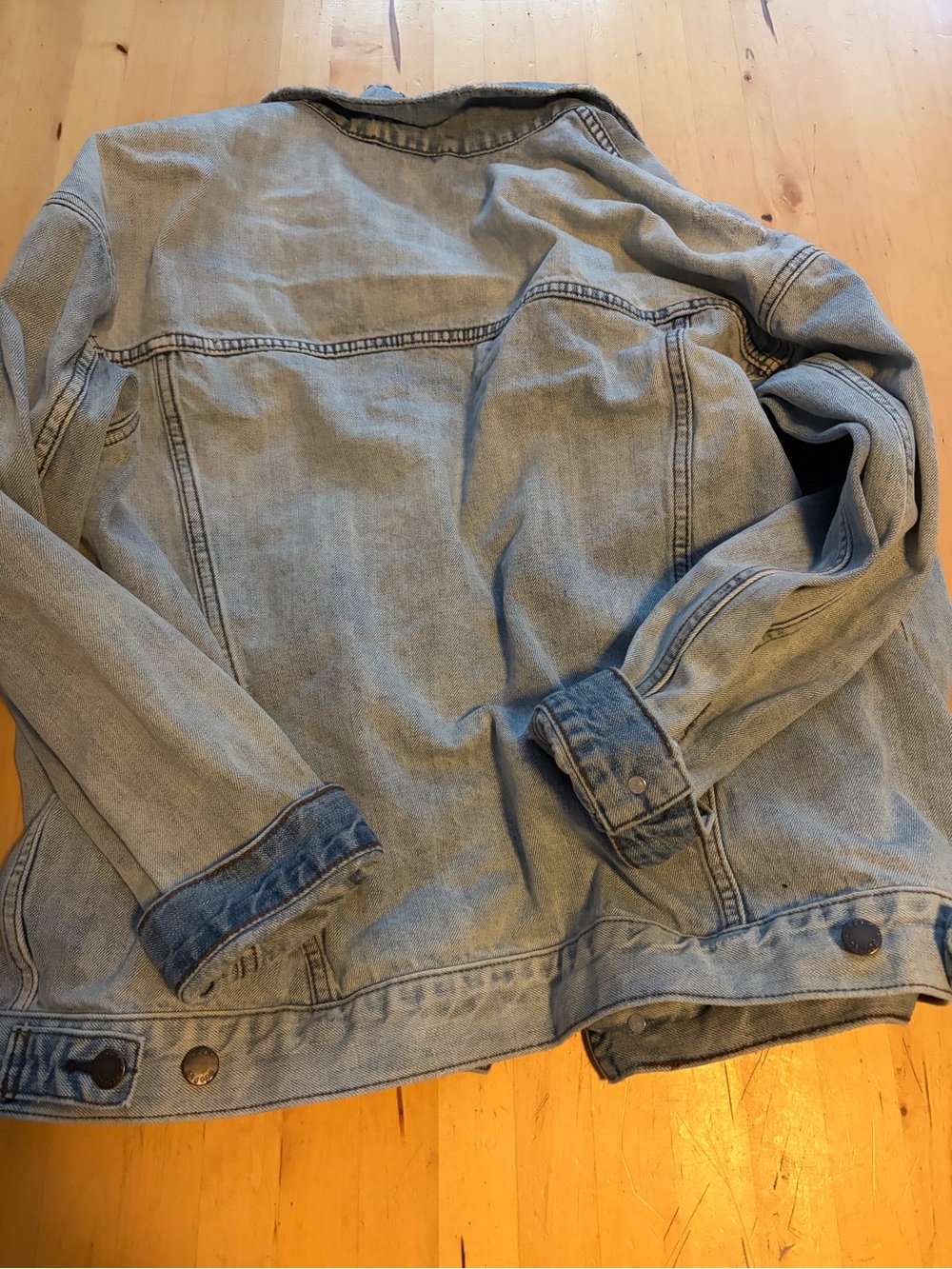 Free People Light Wash Denim Jacket in Light Blue - Picture 5 of 5